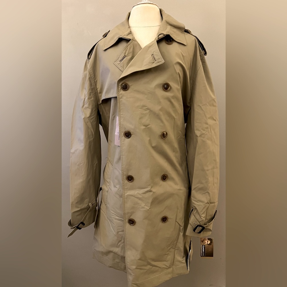 NWT men’s Cole Hann Trench Coat. Size XL